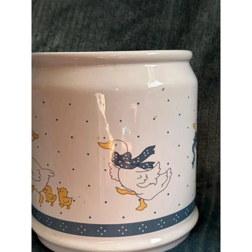 Vintage 1980s Country Goose Ceramic Kitchen Canister Crock 7” No Lid Stains Vtg